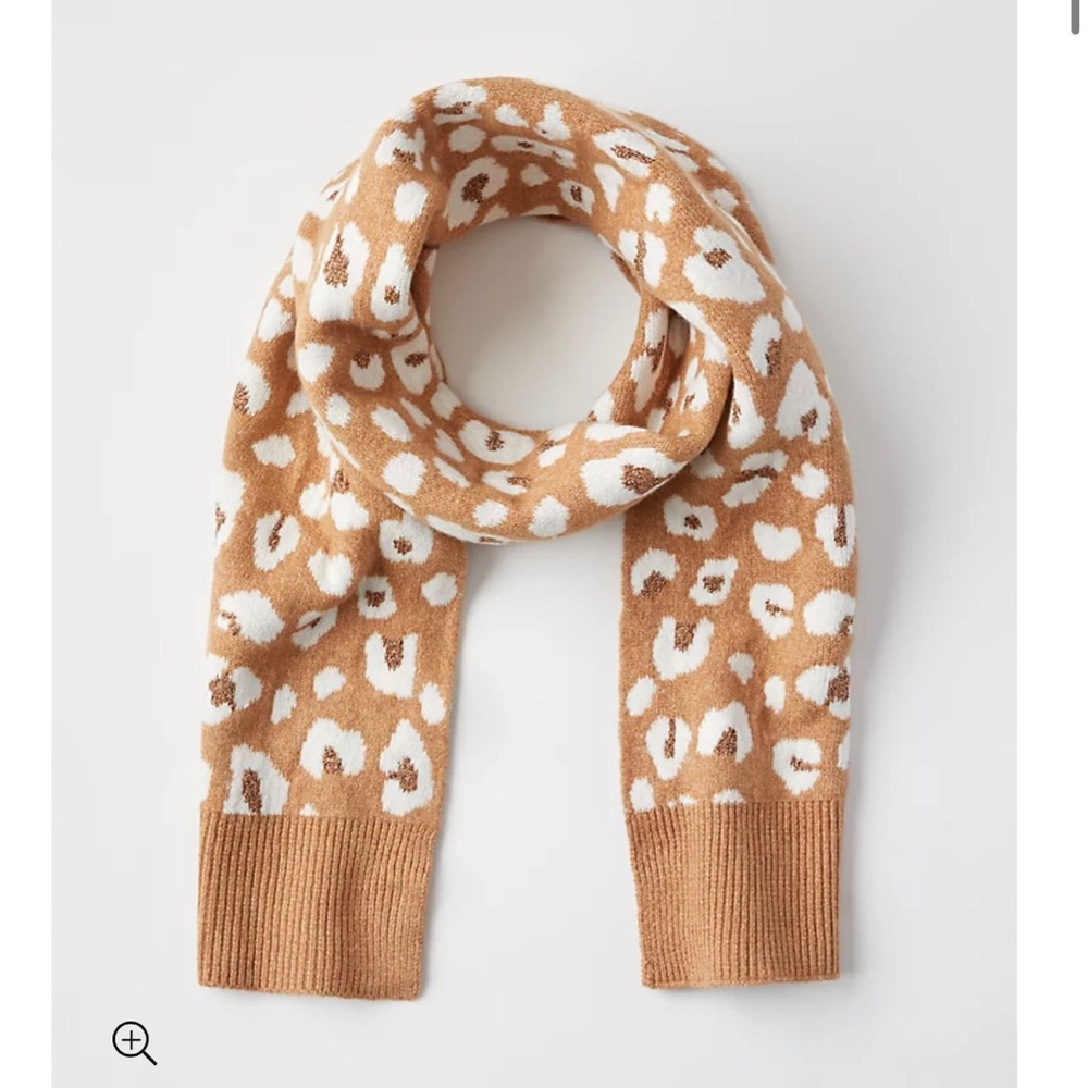 Leopard Winter Scarf